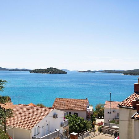 Apartments By The Sea Tisno, Murter - 812 외부 사진