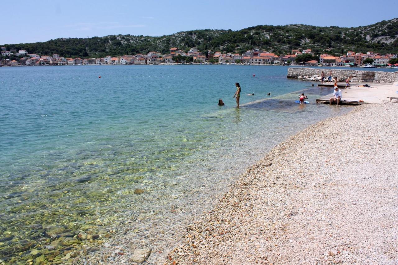 Apartments By The Sea Tisno, Murter - 812 외부 사진