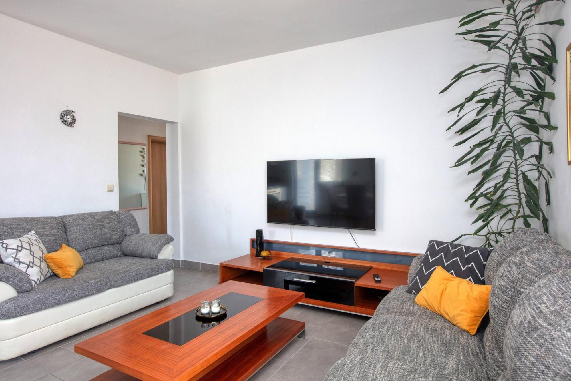 Apartments By The Sea Tisno, Murter - 812 객실 사진