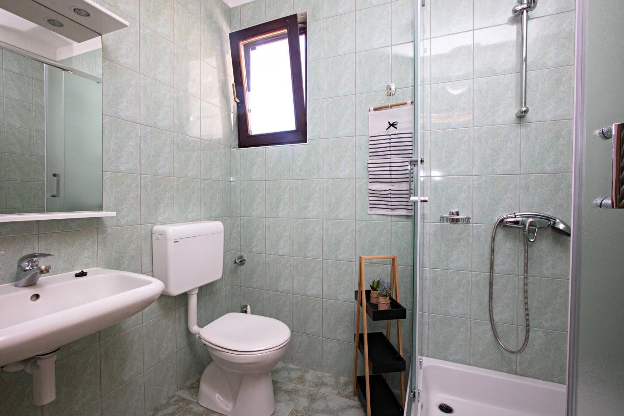 Apartments By The Sea Tisno, Murter - 812 외부 사진