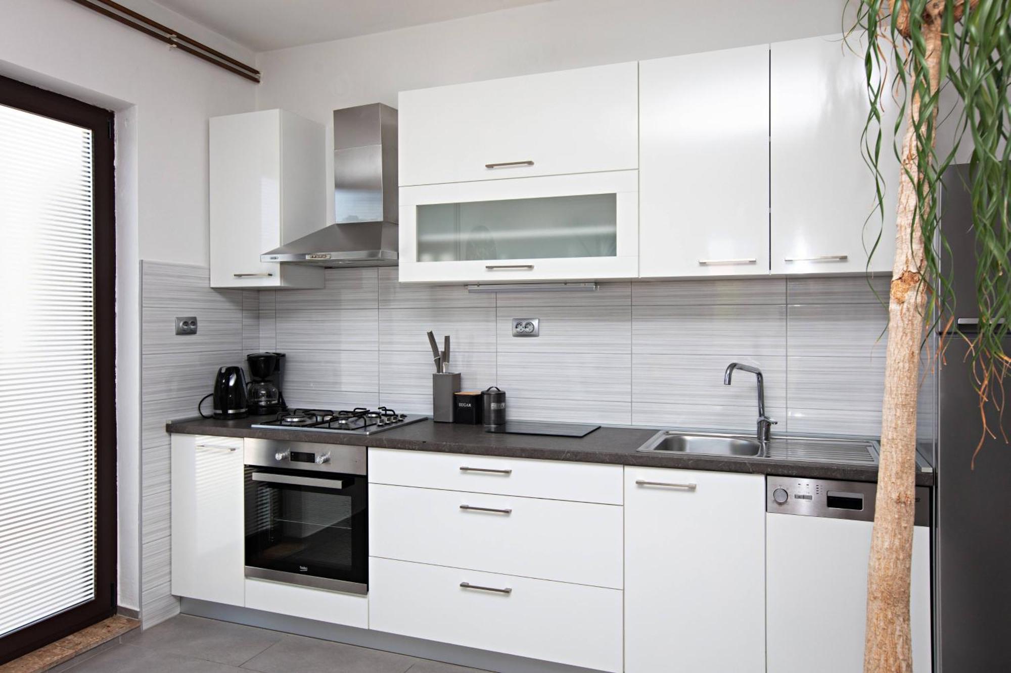 Apartments By The Sea Tisno, Murter - 812 외부 사진