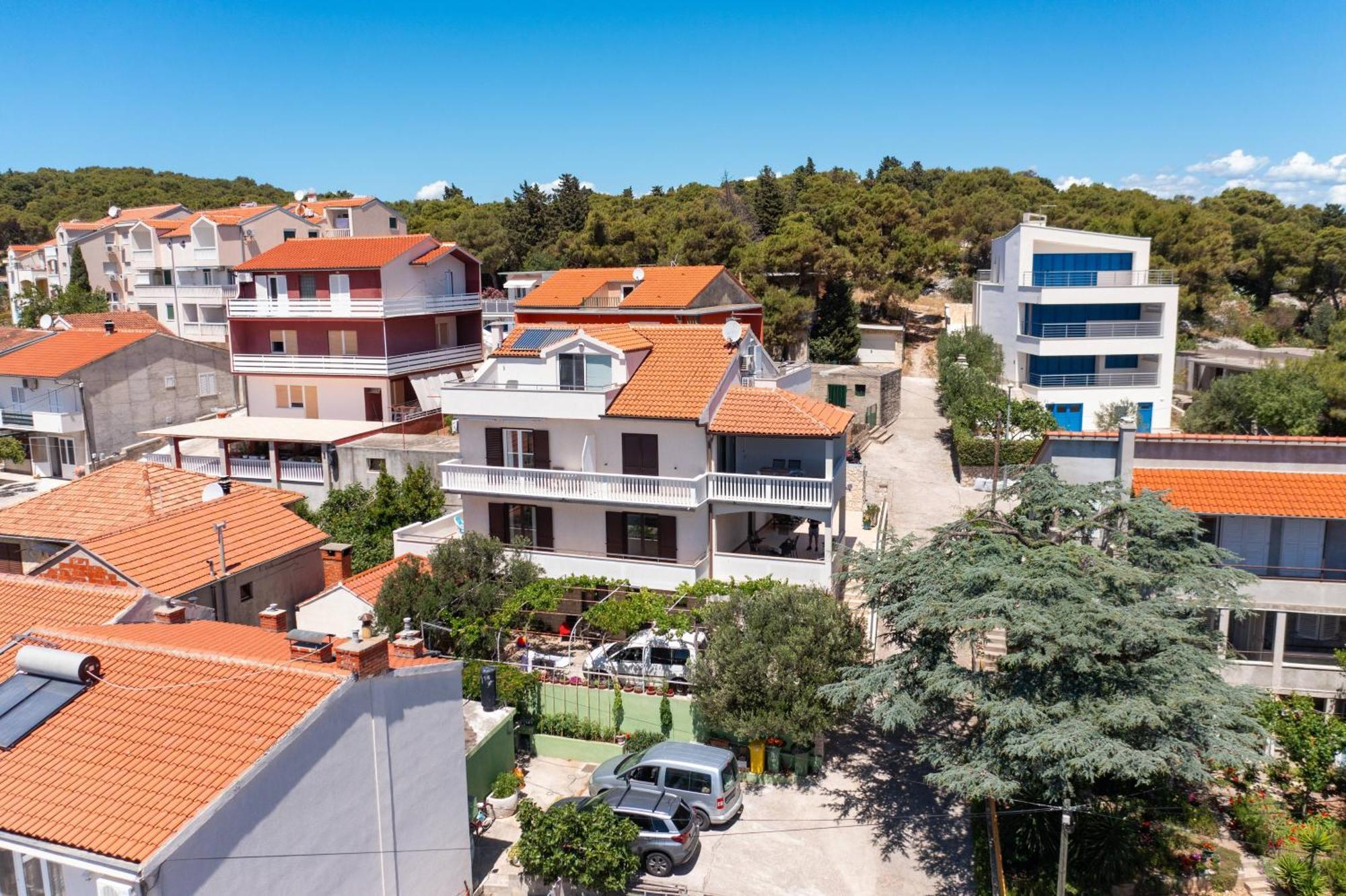 Apartments By The Sea Tisno, Murter - 812 외부 사진